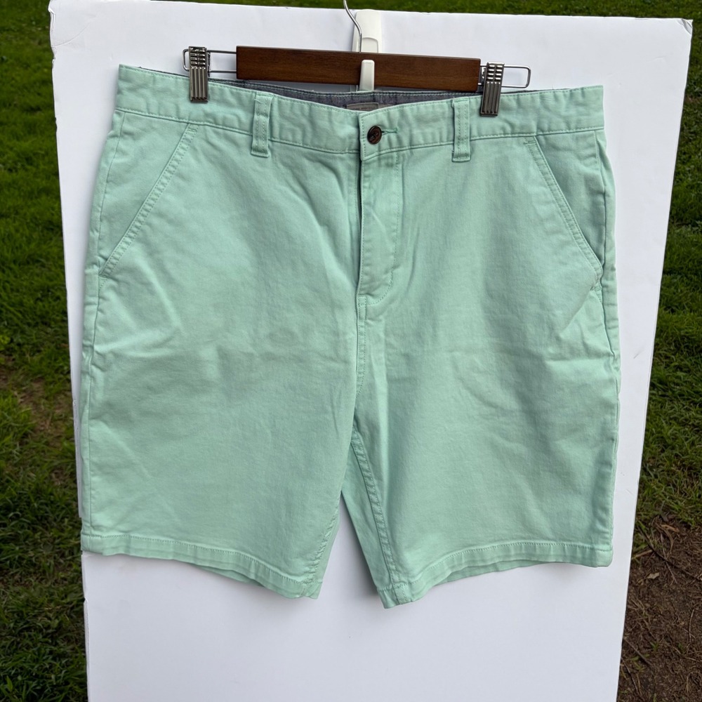 Charles and a Half Mens Chino Shorts Mint Green Flat Front Size 36 Casual Summer